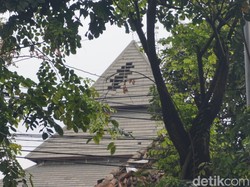 Ledakan Mako Brimob Berdampak Kerusakan, Termasuk Pos Penjagaan dan Masjid