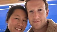 Gaya Apa Adanya Istri Zuckerberg yang Bikin Heran