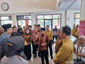 Mal Pelayanan Publik Sepi, Pemkab Cirebon Kena Sentil MenPAN-RB Mal Pelayanan Publik Sepi, Pemkab Cirebon Kena Sentil MenPAN-RB