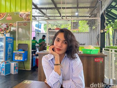 Ussy Sulistiawaty Putuskan Tutup Nasi Bejeg Wijaya, Ini Kenangannya!