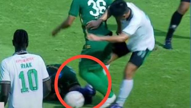 Pemain PSS Sleman Wahyudi Hamisi