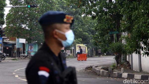 Potret Jalan Gresik Sempat Ditutup Imbas Ledakan di Mako Brimob
