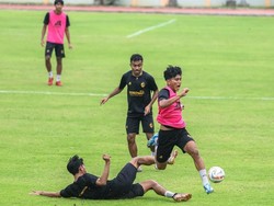 Jelang Persis Solo Vs PSM Makassar, Bernardo Tavares Kesulitan Susun Strategi