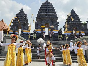 Megah, Pura di Klungkung Dilengkapi Lift demi Permudah Umat Sembahyang Megah, Pura di Klungkung Dilengkapi Lift demi Permudah Umat Sembahyang