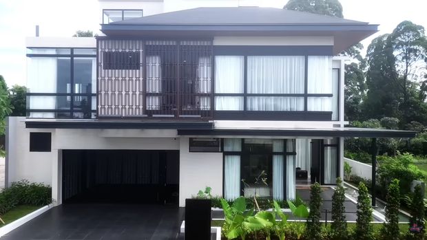 Rumah baru Luna Maya