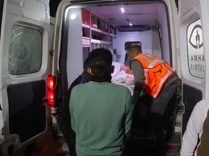 Sedikitnya 12 Orang Tewas saat Israel Serang Gaza pada Malam Hari