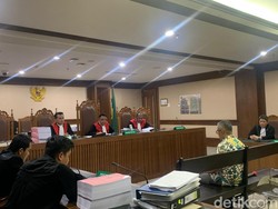 Windi Purnama Dituntut 4 Tahun Penjara di Kasus BTS Kominfo