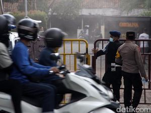 Kapolda Pastikan Tak Ada Korban Jiwa Ledakan di Mako Brimob Surabaya Kapolda Pastikan Tak Ada Korban Jiwa Ledakan di Mako Brimob Surabaya