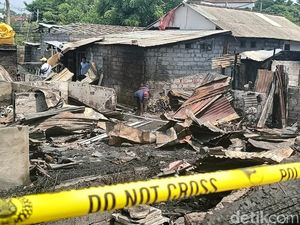 Warga Bakal Bangun Dapur Umum Mandiri Pascakebakaran Kos-kosan di Denpasar Warga Bakal Bangun Dapur Umum Mandiri Pascakebakaran Kos-kosan di Denpasar