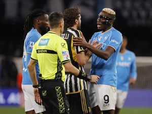 Sengit! Napoli Libas Juventus 2-1