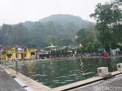 Melihat Lagi Wisata Pemandian Pacet Saksi Bisu Tragedi Longsor 21 Tahun Lalu