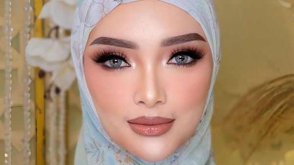 8 Foto Gaya Zaskia Gotix yang Kini Berhijab, Dipuji Makin Cantik