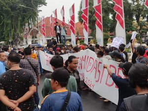 Aliansi Madura Indonesia Gelar Aksi Damai, Apresiasi Pemilu-Tolak Hak Angket Aliansi Madura Indonesia Gelar Aksi Damai, Apresiasi Pemilu-Tolak Hak Angket