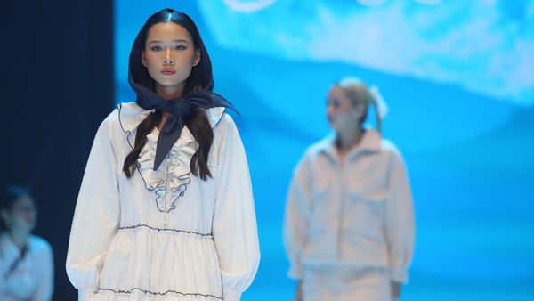 ARRAY Tampilkan Koleksi Terbaru di Plaza Indonesia Fashion Week 2024