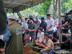 Pesan Sang Ayah yang Selalu Diingat Bimbim Slank Pesan Sang Ayah yang Selalu Diingat Bimbim Slank