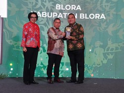 Blora Raih Penghargaan Anugerah Adipura Kota Kecil Terbersih