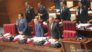 DPR Minta Pemerintah Atasi Harga Bahan Pokok Mahal