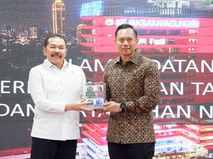 Ini 10 Hasil Pertemuan Jaksa Agung dan Menteri AHY Ini 10 Hasil Pertemuan Jaksa Agung dan Menteri AHY