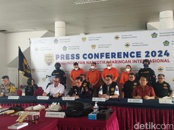 Bea Cukai Gagalkan Penyelundupan 95 Butir Psilocin Modus Pengiriman Buku