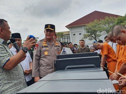 Kapolda Riau Musnahkan 14 Ribu Botol Miras-32 Kg Sabu Jelang Ramadhan