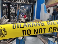 2 Rumah di Lorong Roda Diduga Dibakar OTK, Terlihat dari CCTV Musala