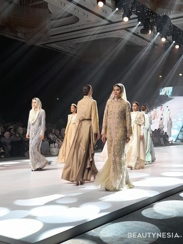 Koleksi Mazu Label di Indonesia Fashion Aesthetics 2024