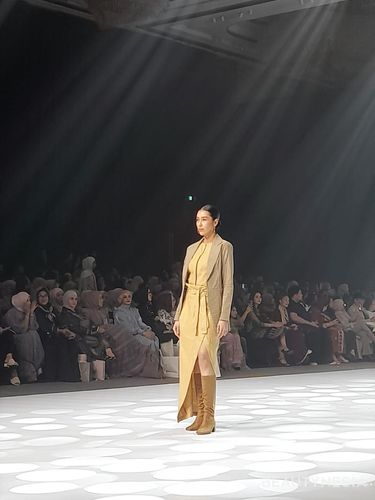 Koleksi Nabila di Indonesia Fashion Aesthetics 2024