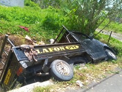 Pikap Angkut Rombongan Pengajian Masuk Parit di Purbalingga, 1 Orang Tewas
