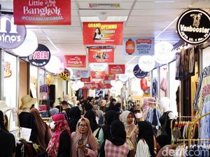 Little Bangkok Tanah Abang Ramai Jelang Ramadan