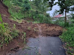 Tujuh Titik Longsor Landa Karangasem, 95 KK Terisolasi