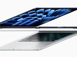 Apple Kabarnya Sedang Garap MacBook Lipat Berukuran Jumbo