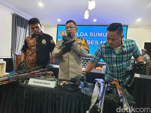 Polisi Dalami Asal Senpi yang Diduga Mau Dipakai 5 Anggota PKN Serang IPK Polisi Dalami Asal Senpi yang Diduga Mau Dipakai 5 Anggota PKN Serang IPK