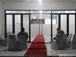 Satpam Cegah Wartawan Liput Rapat Pleno Terbuka KPU Majalengka