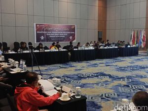 Pengakuan Saksi Ganjar-Mahfud Tolak Tanda Tangan Hasil Pleno di Kupang Pengakuan Saksi Ganjar-Mahfud Tolak Tanda Tangan Hasil Pleno di Kupang