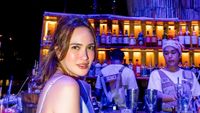 7 Foto Shandy Aulia Party di Bangkok, Tampil Seksi Pakai Dress Tali Spaghetti