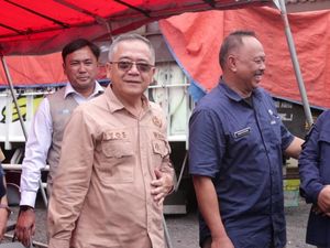 Tekan Inflasi, Wabup Sukabumi Gelar Operasi Pasar Murah Beras SPHP