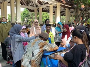 Virus Kebaikan dari Komunitas Mangan Sidoarjo untuk Terus Berbagi Makanan