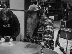 Brit Turner Drummer Blackberry Smoke Meninggal Dunia karena Kanker Otak