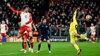 Hasil manis didapatkan Bayern usai kekalahan itu. Tim asal Jerman ini menang 3-0 atas Lazio.