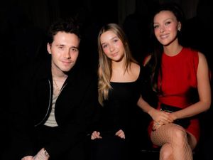 Harper Beckham Datangi Kakak di Tengah Perseteruan Keluarga, Gagal Tatap Muka