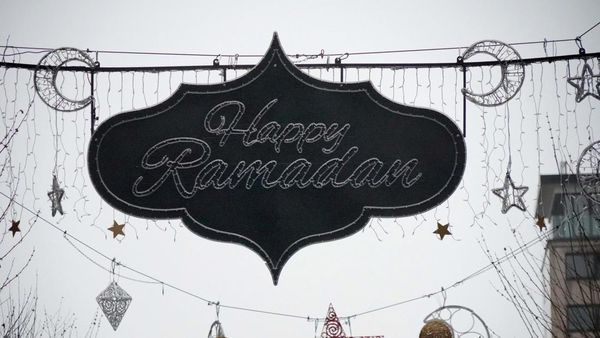 Hiasan Sambut Ramadan Hiasi Frankfurt Jerman