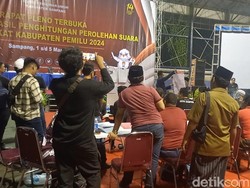 Hitung Ulang di TPS 3 Mlakah Sampang Sempat Diprotes Saksi NasDem