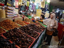 Cerita Pedagang Kurma di Tanah Abang Dikritisi Emak-emak soal Produk Israel