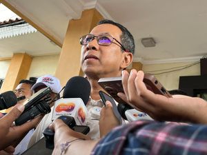 Pemprov DKI Akan Terus Gelar Pasar Sembako Murah Jelang Ramadan Pemprov DKI Akan Terus Gelar Pasar Sembako Murah Jelang Ramadan