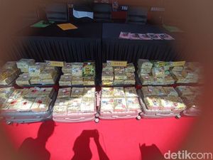 Potret 110 Kg Sabu Bertumpuk-tumpuk Disita dari Gembong Narkoba Murtala Potret 110 Kg Sabu Bertumpuk-tumpuk Disita dari Gembong Narkoba Murtala