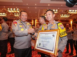 Pelayanan Publik Polres Bojonegoro Diganjar Penghargaan dari Ombudsman