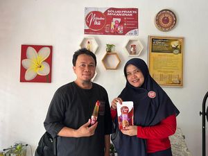 Pasutri Ini Raup Omzet Rp 150 Juta/Bulan dari Bawang Goreng, Pakai Transaksi QRIS Juga Pasutri Ini Raup Omzet Rp 150 Juta/Bulan dari Bawang Goreng, Pakai Transaksi QRIS Juga