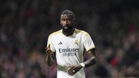 Setelah lima musim di Chelsea, Antonio Rudiger digaet Real Madrid tanpa biaya transfer di musim panas 2022. Ia menjadi salah satu pemain top yang Madrid boyong secara gratisan. Foto: AP/Manu Fernandez