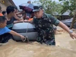 Sejumlah Wilayah di Kota Padang Banjir!