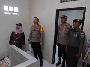 Bupati Sleman Resmikan Program Peduli Bantuan Bedah Rumah di Dusun Tulung Bupati Sleman Resmikan Program Peduli Bantuan Bedah Rumah di Dusun Tulung